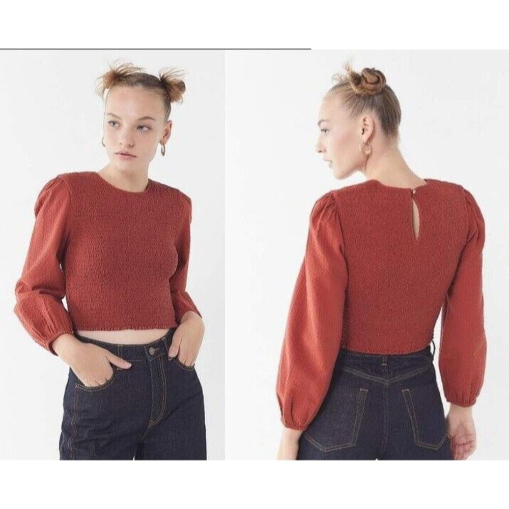Urban Outfitters Women's Luca Cropped Smocked Top Peasant Long Sleeve Medium